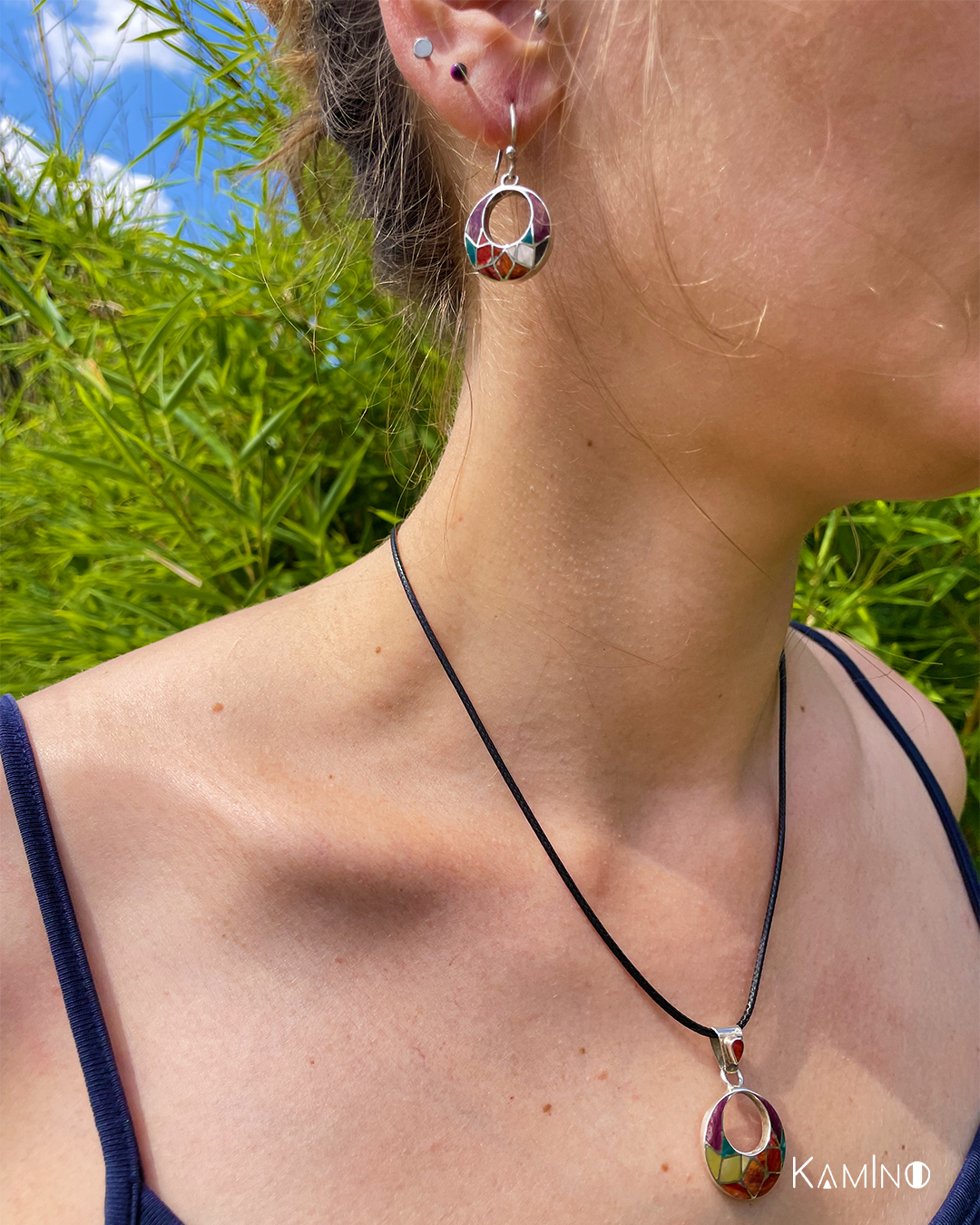 collier_kamino_latino_colore_porte